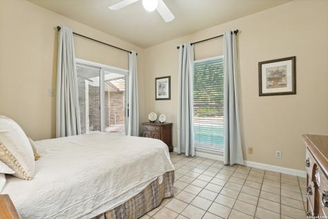 91 Granburg Circle San Antonio TX 78218