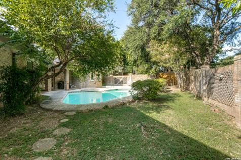 91 Granburg Circle San Antonio TX 78218
