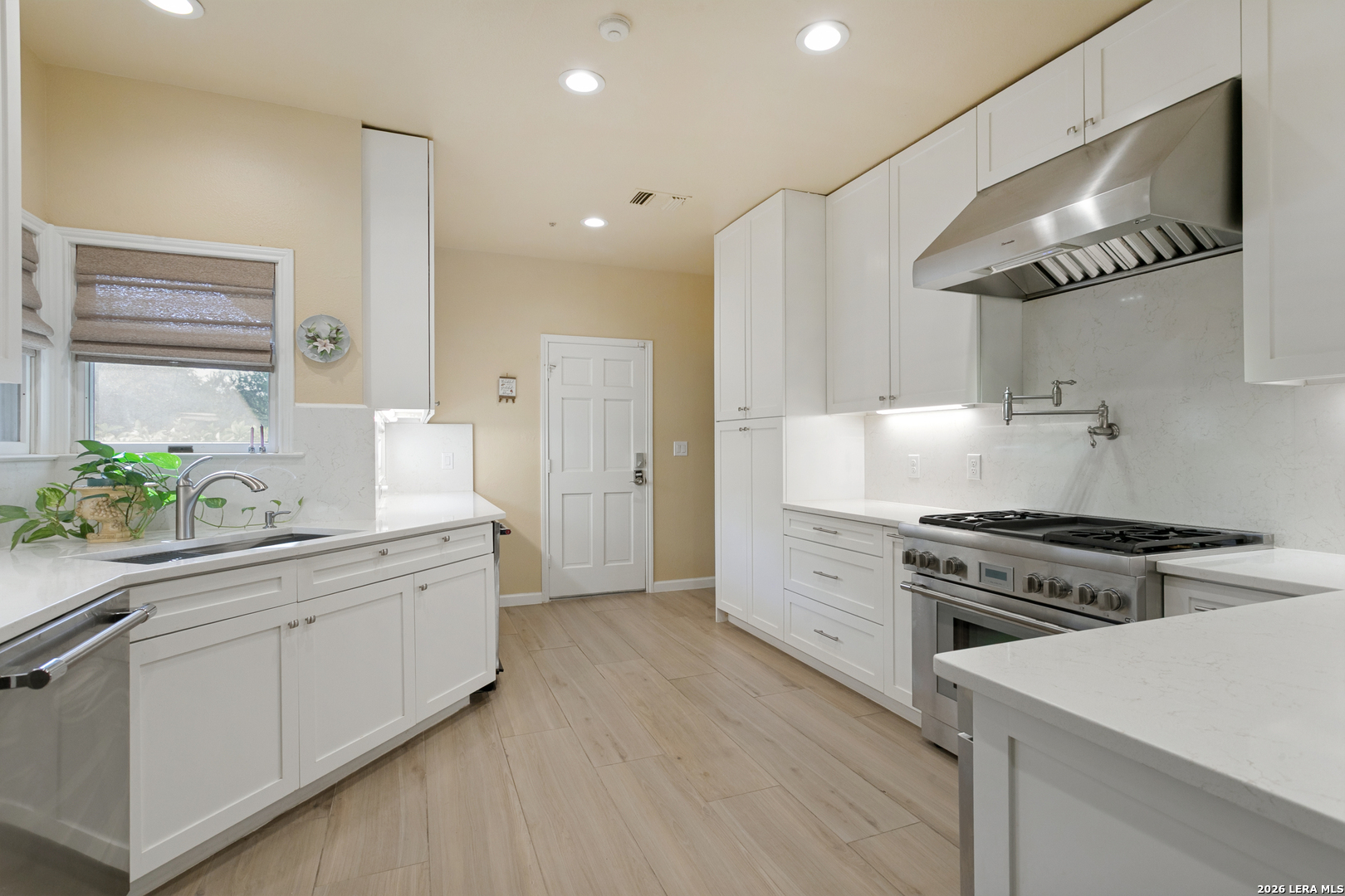 91 Granburg Circle San Antonio TX 78218