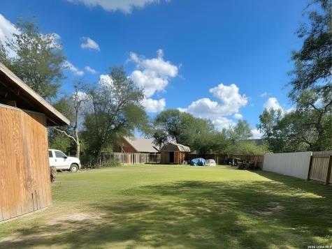 309 Bohme Street Uvalde TX 78801