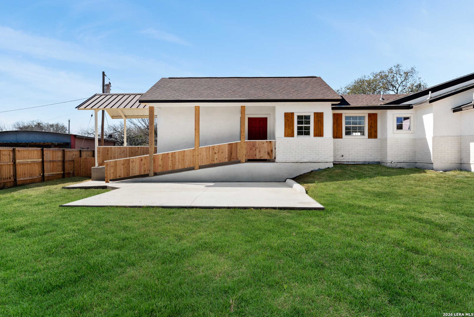 113 Crestline Drive Pleasanton TX 78064