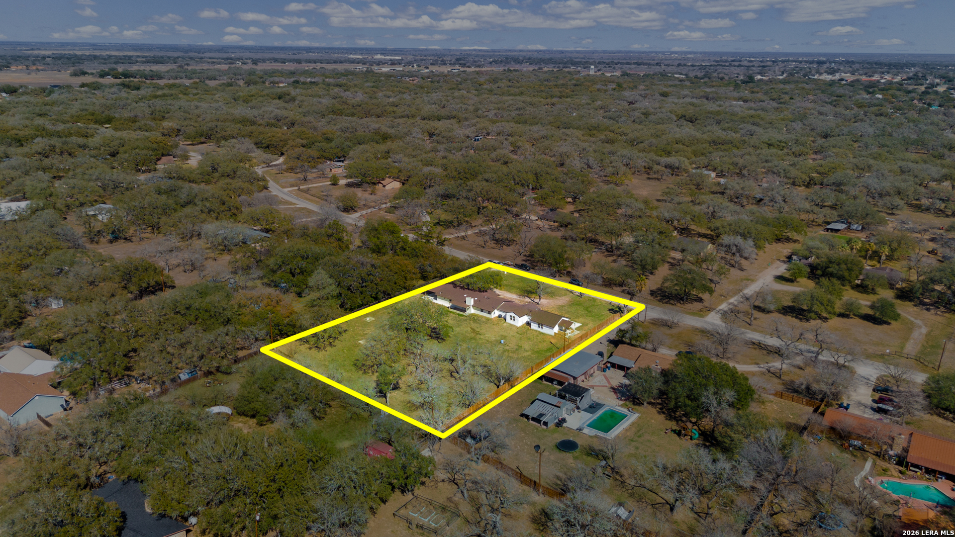 113 Crestline Drive Pleasanton TX 78064