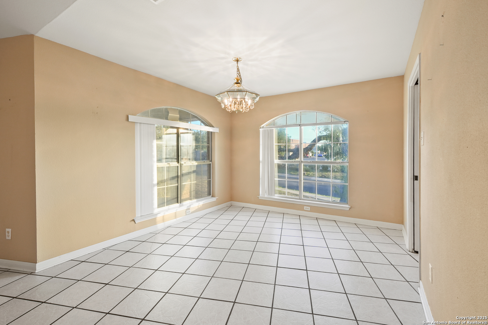 7501 Linkside San Antonio TX 78240