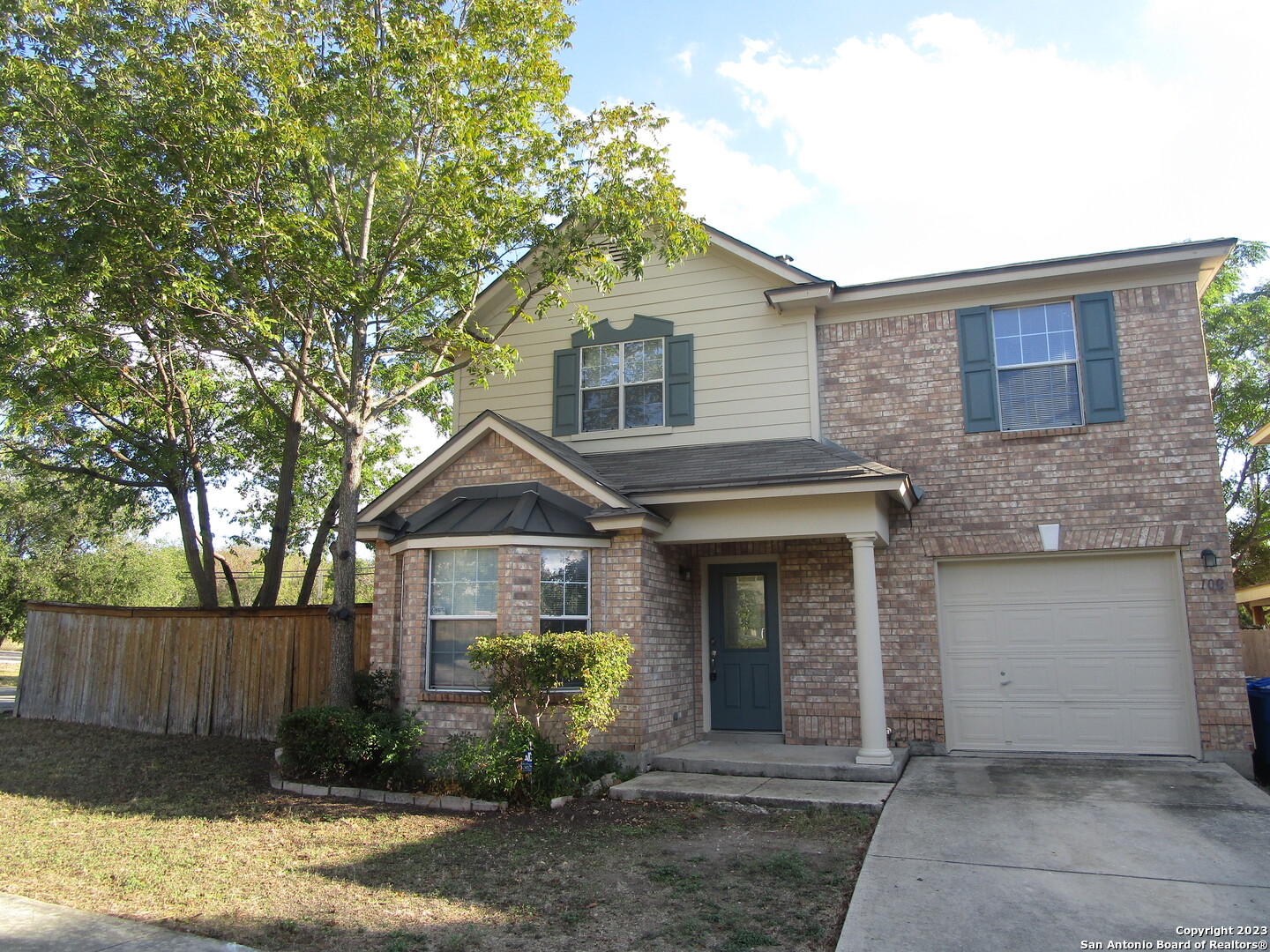 102 Agency Oaks San Antonio TX 78249