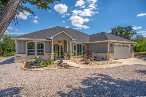 819 Primrose Path Canyon Lake TX 78133