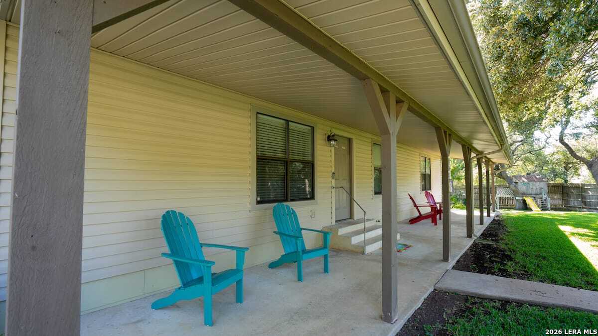 718 Eastview Drive Canyon Lake TX 78133
