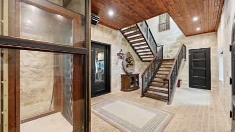 308 Paseo Del Rio Seguin TX 78155
