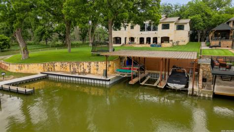 308 Paseo Del Rio Seguin TX 78155