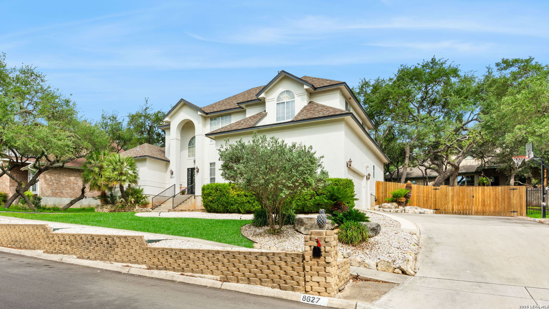 8627 London Heights San Antonio TX 78254