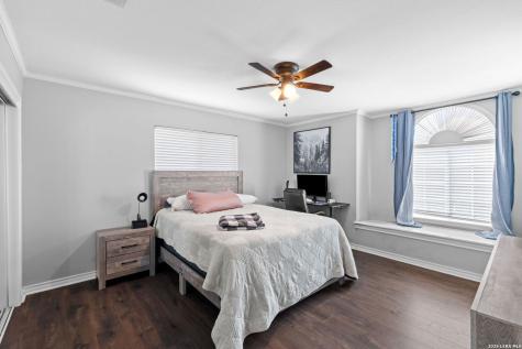 8627 London Heights San Antonio TX 78254