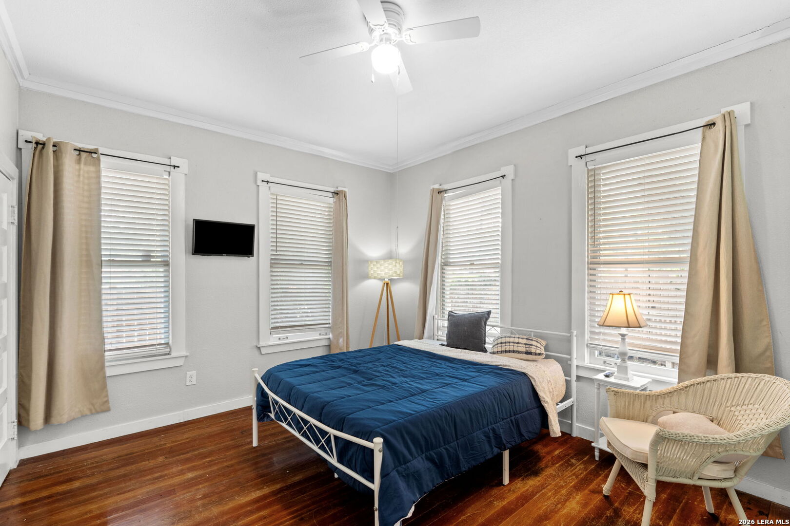 103 Saint Charles San Antonio TX 78202