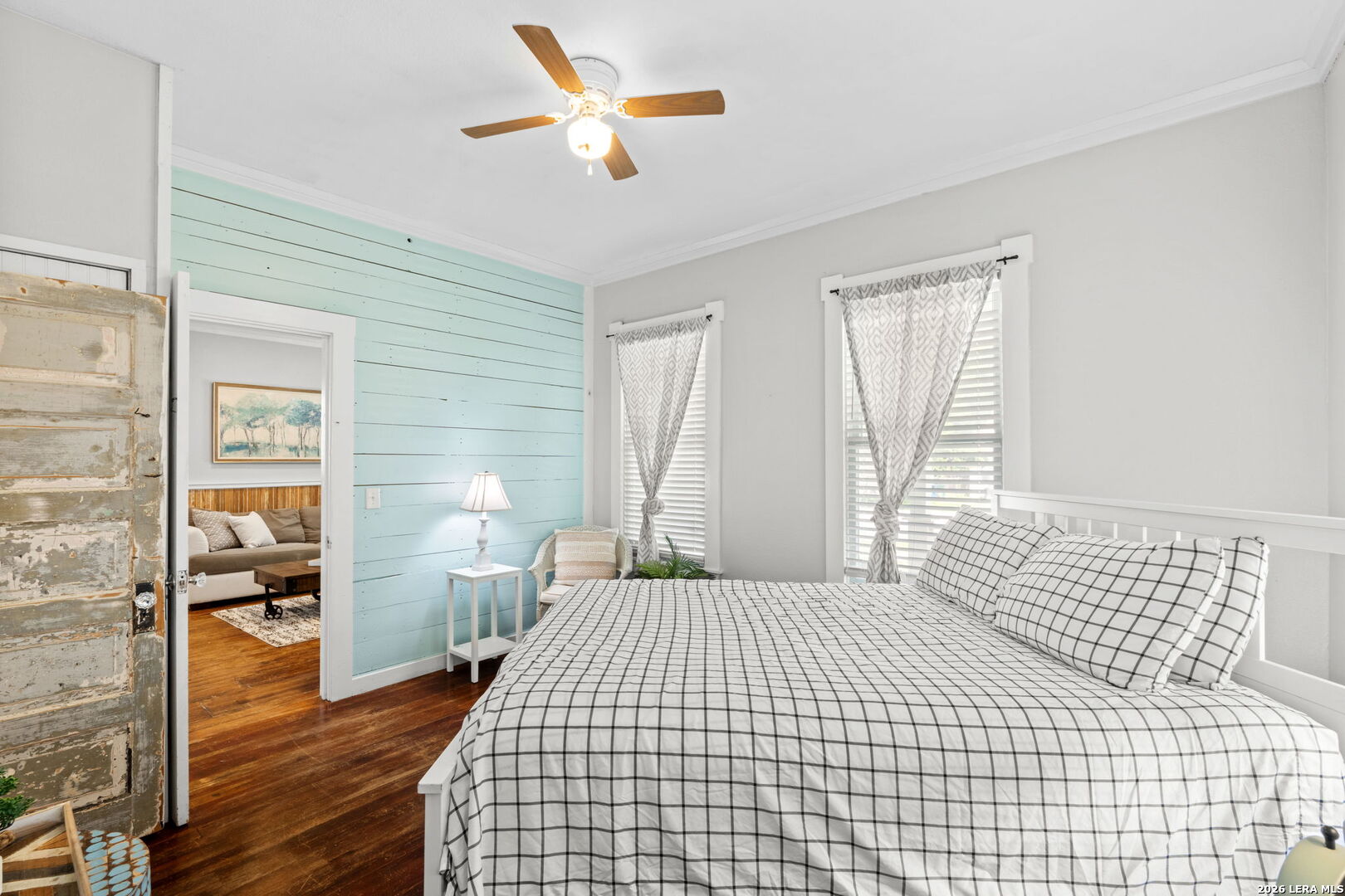 103 Saint Charles San Antonio TX 78202