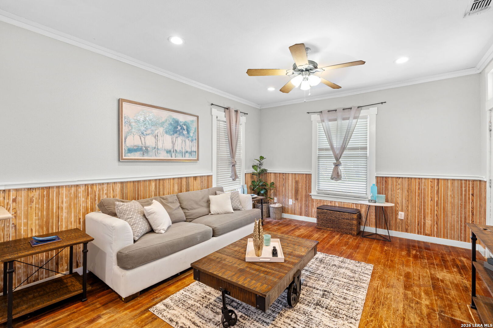 103 Saint Charles San Antonio TX 78202
