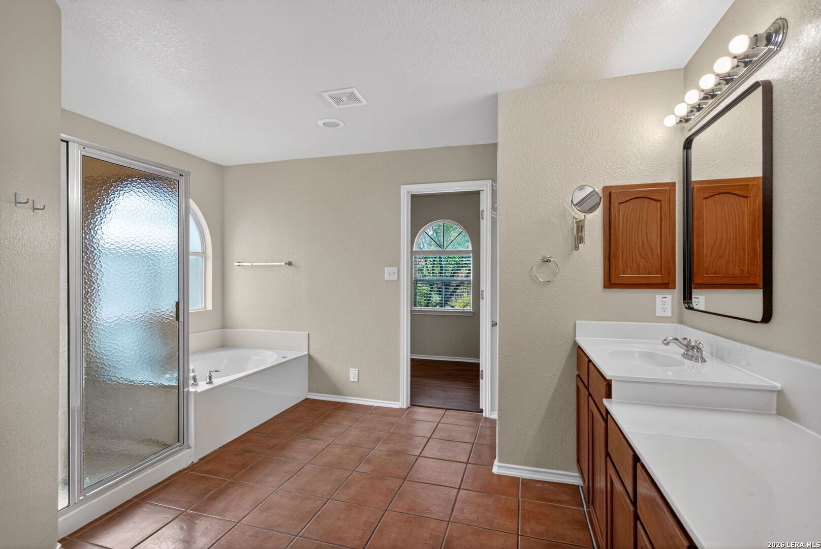 3338 Bending Creek San Antonio TX 78261