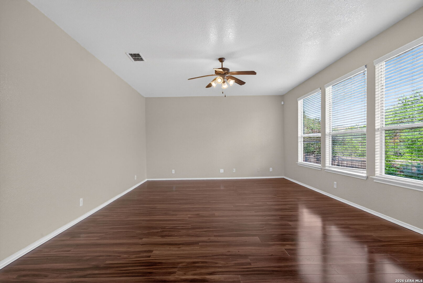 3338 Bending Creek San Antonio TX 78261