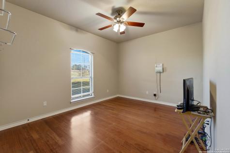 108 Medora Branch Floresville TX 78114