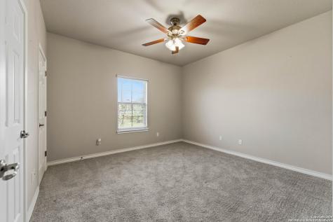 108 Medora Branch Floresville TX 78114
