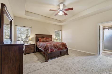 108 Medora Branch Floresville TX 78114