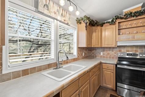 5102 Savannah Way Von Ormy TX 78073