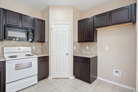 6022 Julians San Antonio TX 78244