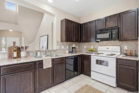6022 Julians San Antonio TX 78244
