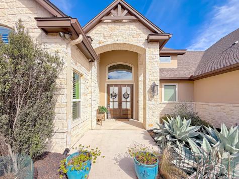 631 Angelica Canyon Lake TX 78133