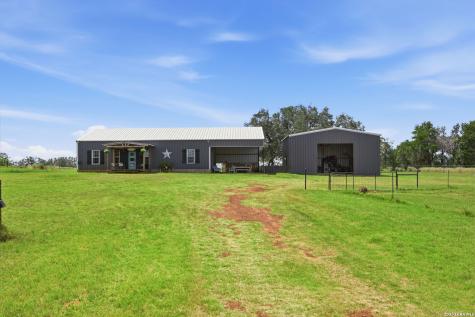 1754 County Road 467 Stockdale TX 78160
