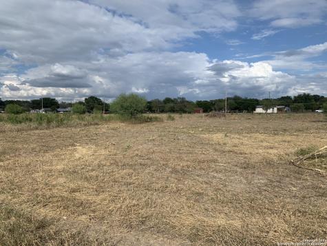 Tbd O'neal Dr Lot 3 Devine TX 78016