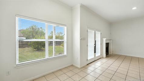 637 Topaz Seguin TX 78155