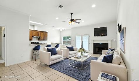 637 Topaz Seguin TX 78155