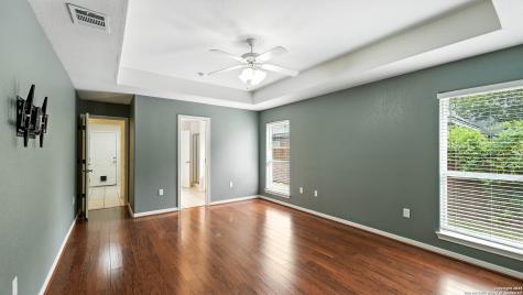 637 Topaz Seguin TX 78155