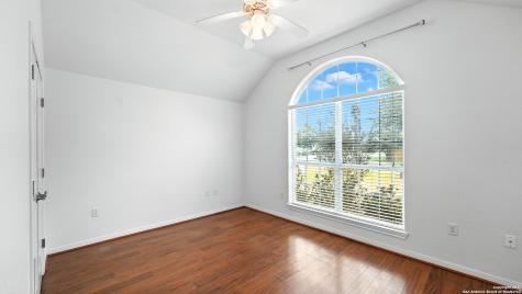 637 Topaz Seguin TX 78155