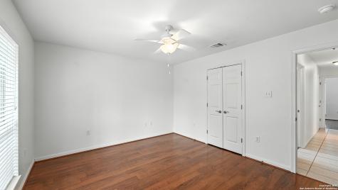 637 Topaz Seguin TX 78155
