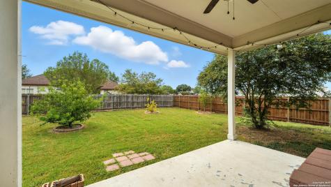 637 Topaz Seguin TX 78155