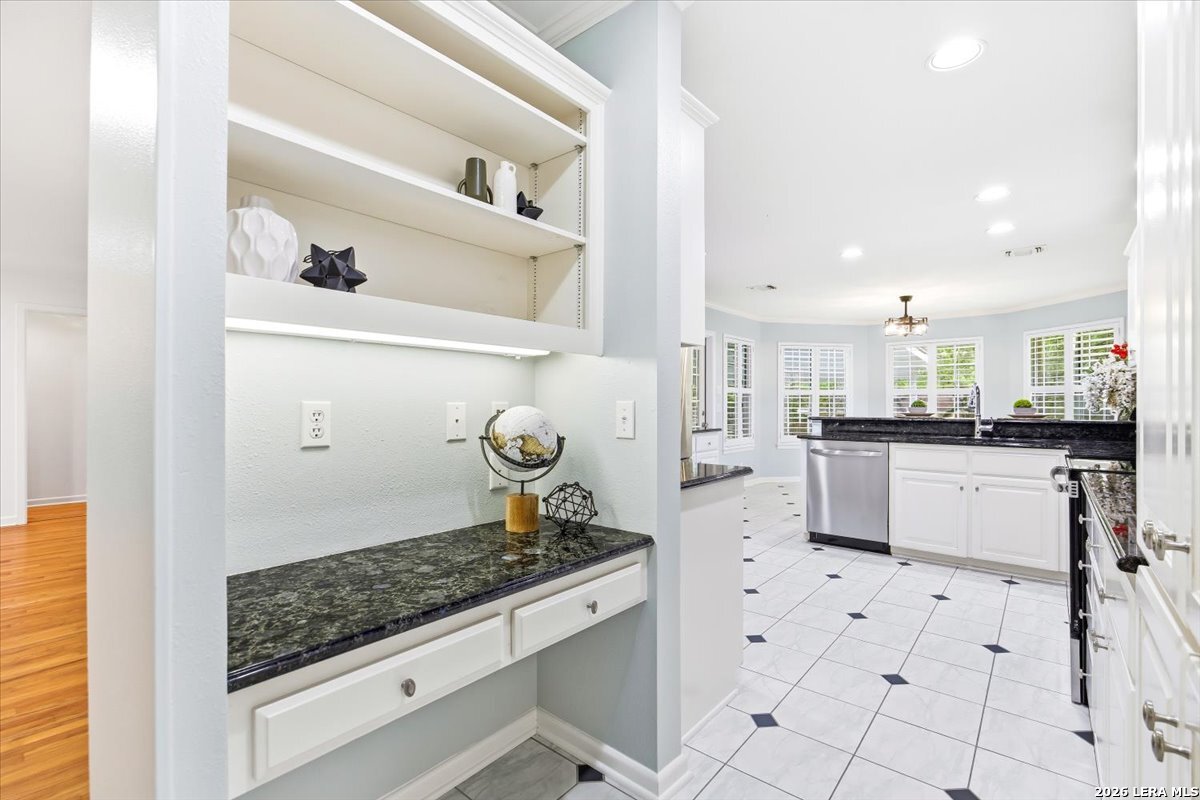 212 Eagle Pass San Antonio TX 78260