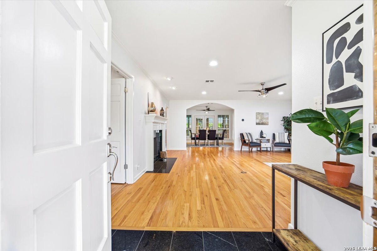 212 Eagle Pass San Antonio TX 78260
