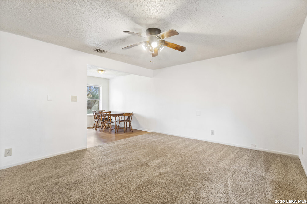 292 Montague Bandera TX 78003