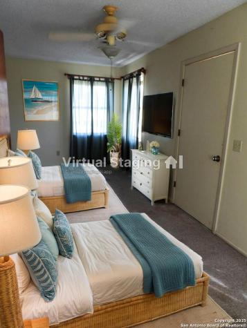 806 Blue Bill Cove Drive Lakehills TX 78063