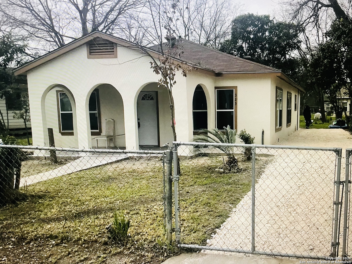 323 S San Horacio Avenue San Antonio TX 78237