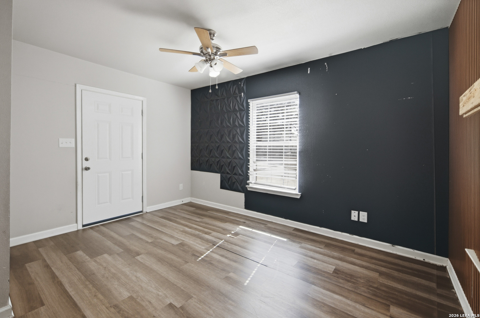 1809 W Southcross San Antonio TX 78211