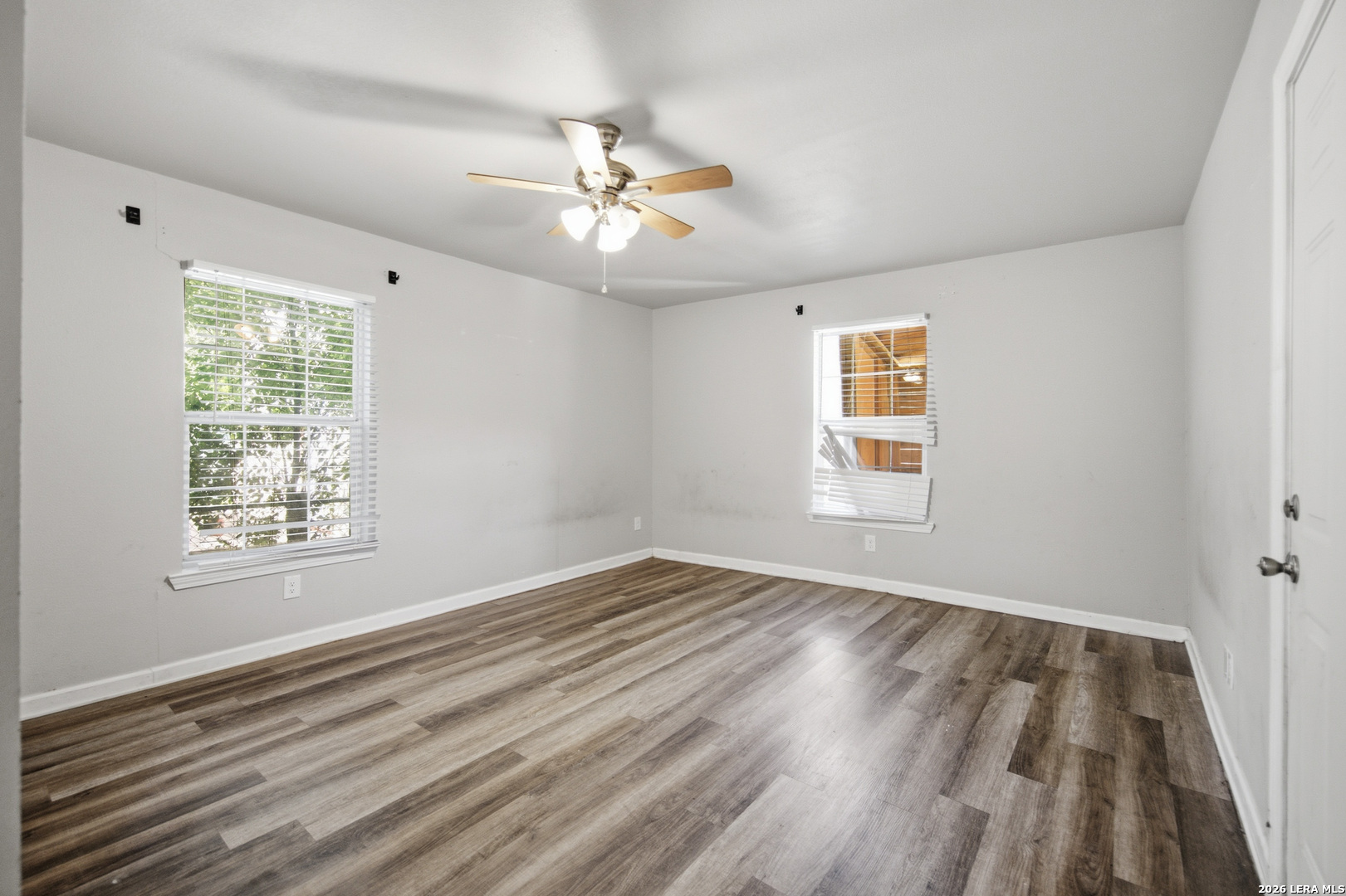 1809 W Southcross San Antonio TX 78211