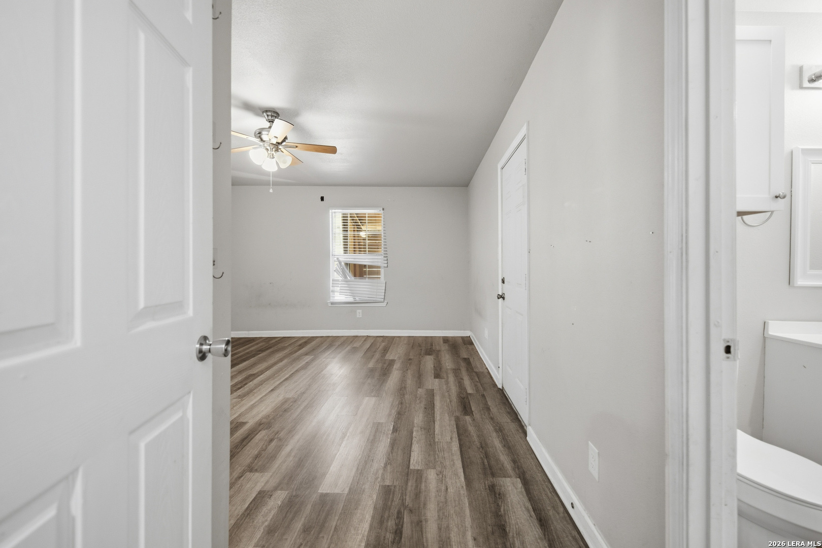 1809 W Southcross San Antonio TX 78211
