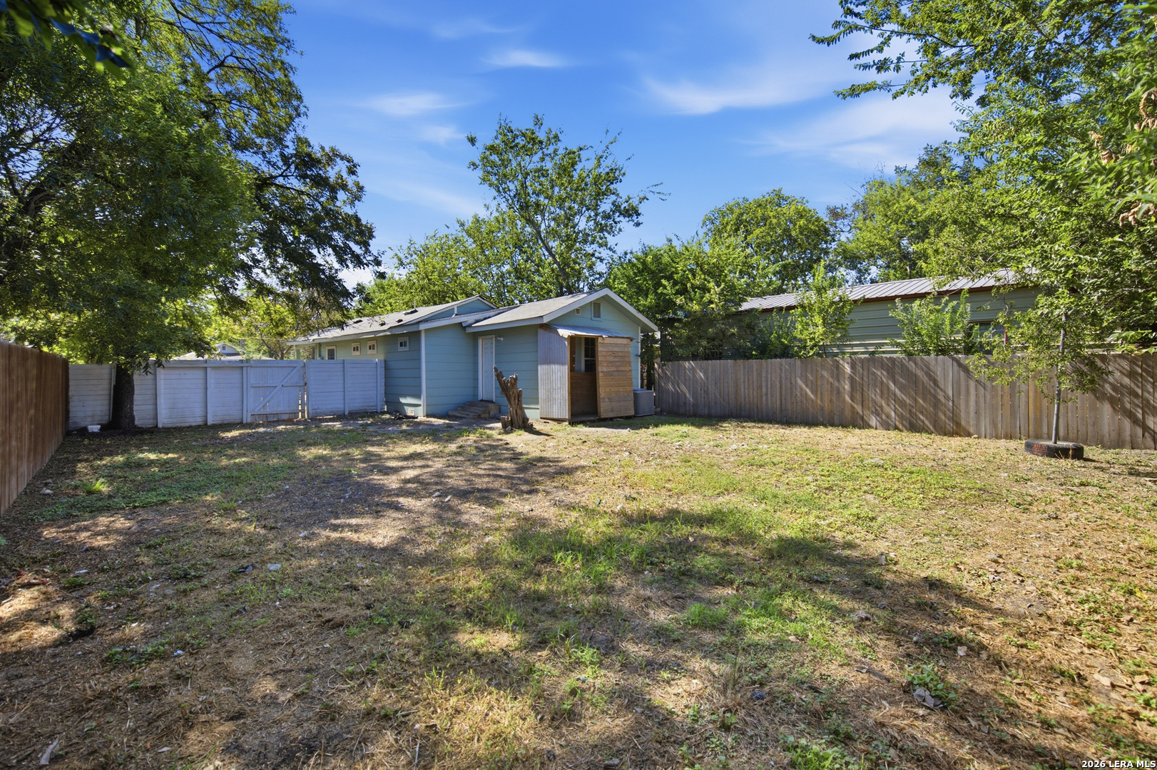 1809 W Southcross San Antonio TX 78211