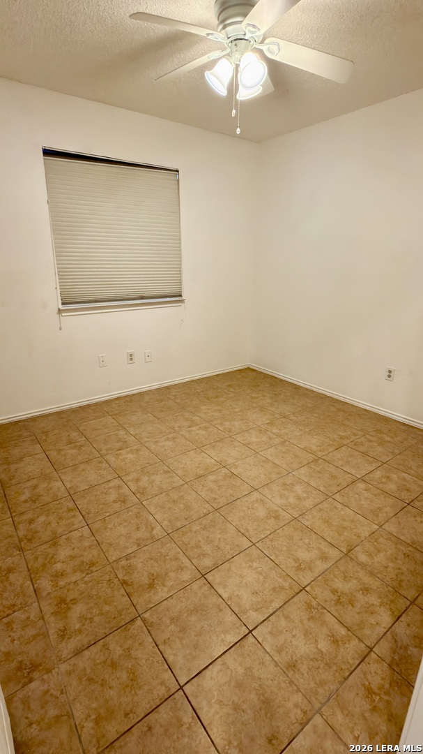 10040 Woodtrail San Antonio TX 78250