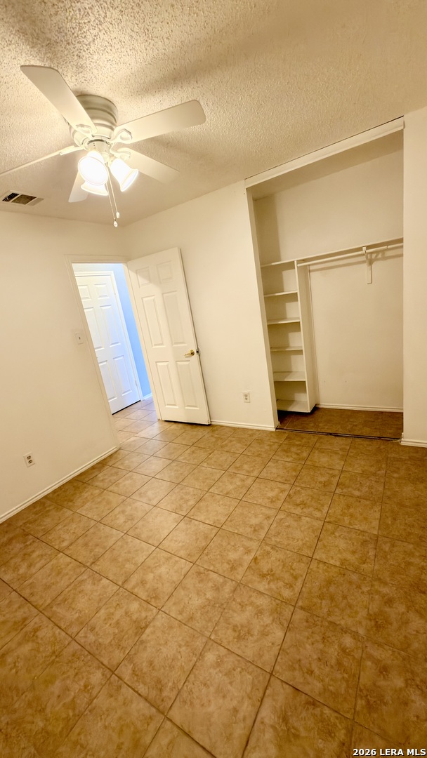 10040 Woodtrail San Antonio TX 78250