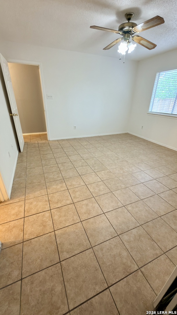 10040 Woodtrail San Antonio TX 78250