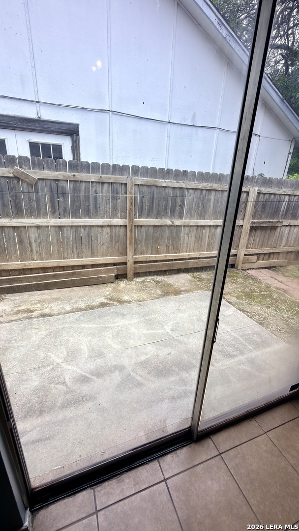 10040 Woodtrail San Antonio TX 78250