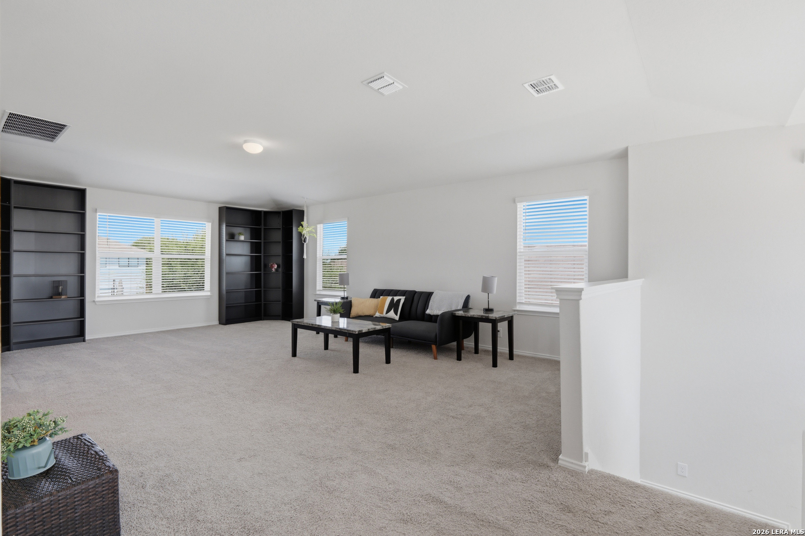 8151 Falcon Meadow Converse TX 78109