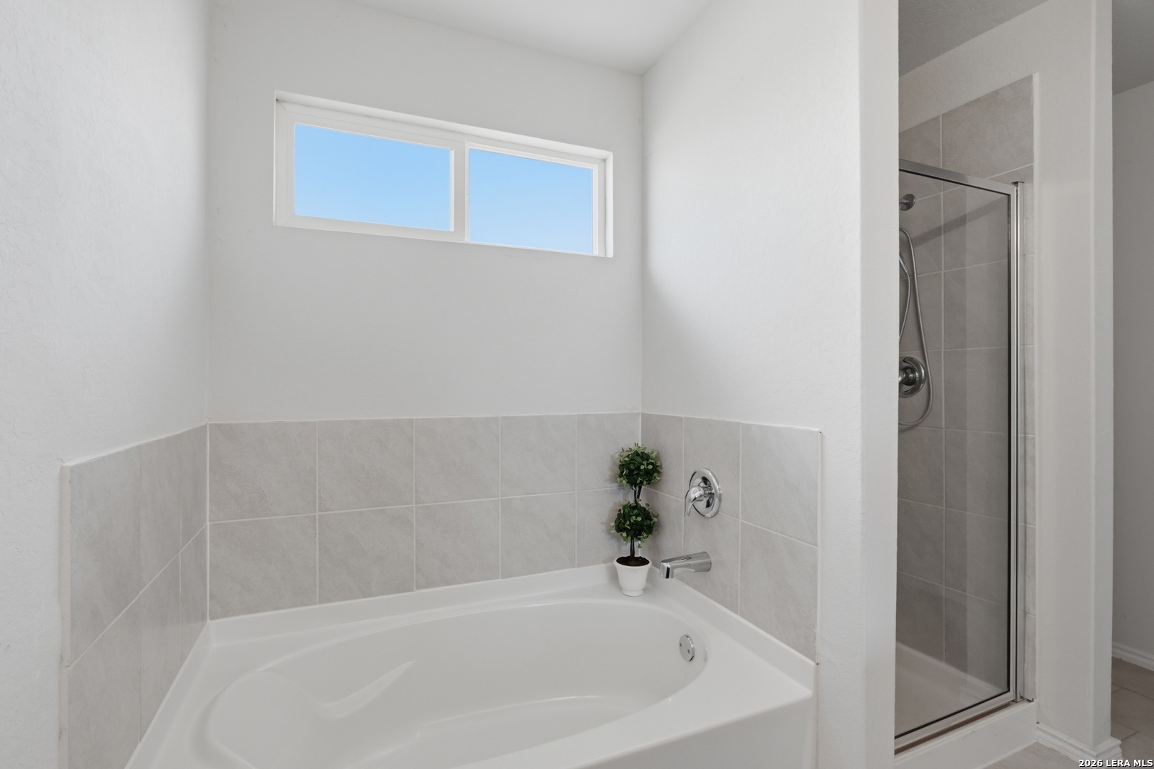 8151 Falcon Meadow Converse TX 78109