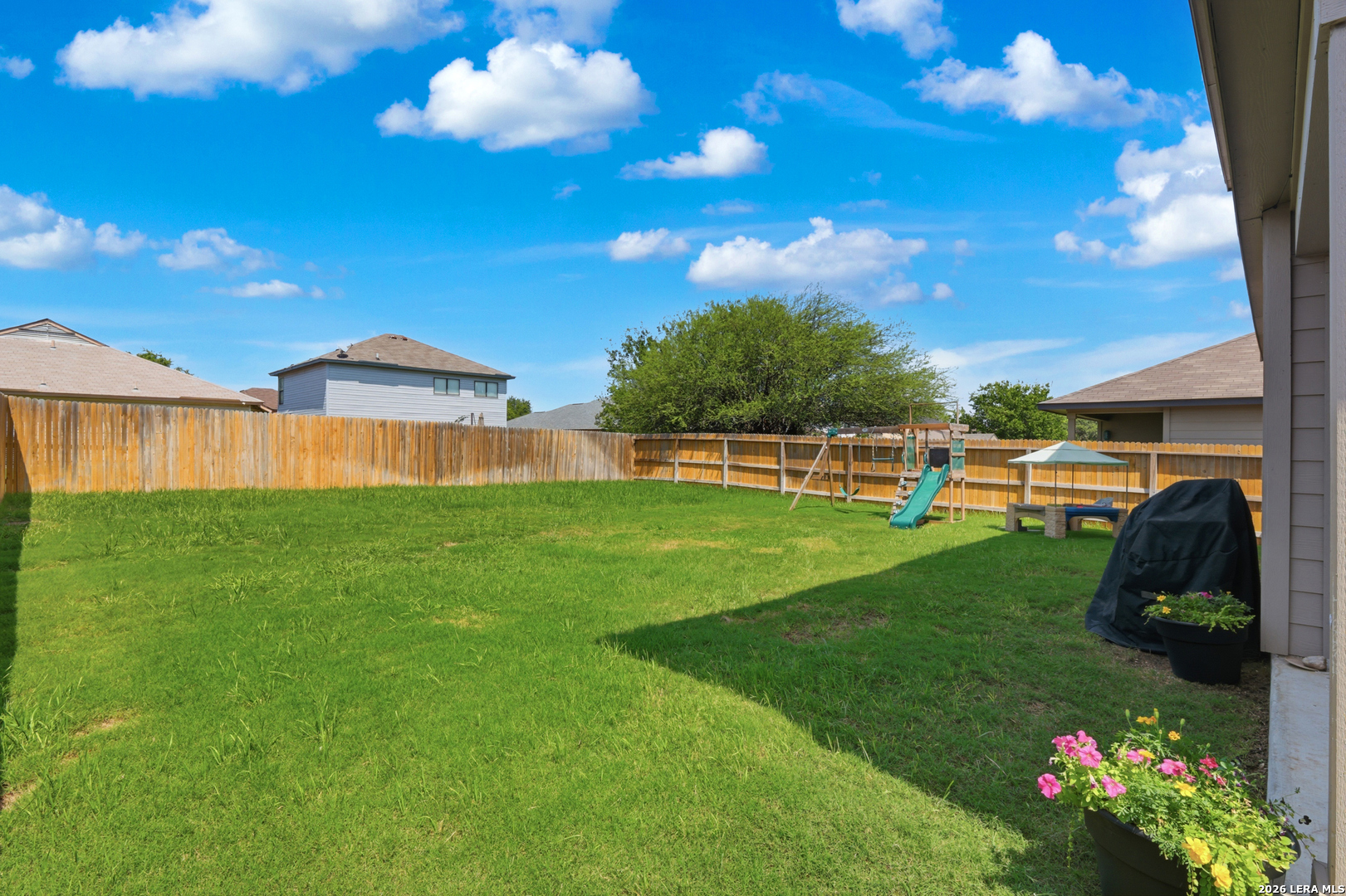 8151 Falcon Meadow Converse TX 78109